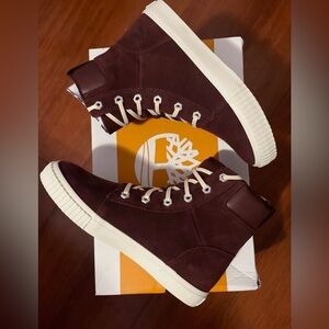 Timberland sneaker boots size 6.5